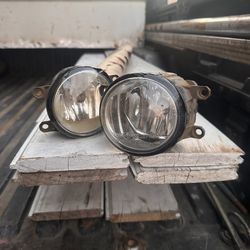 Tacoma fog lights