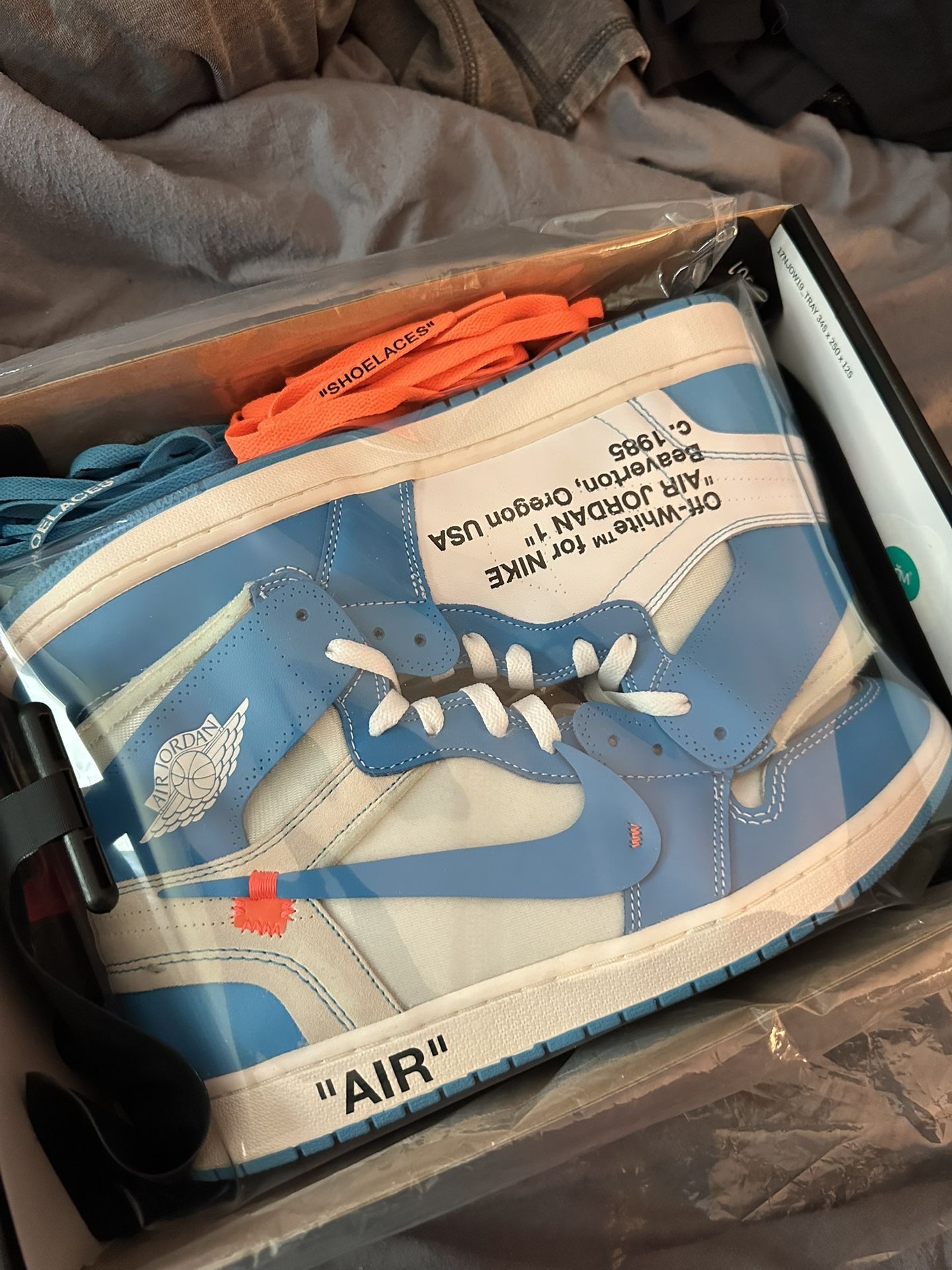 Jordan 1 Off White UNC