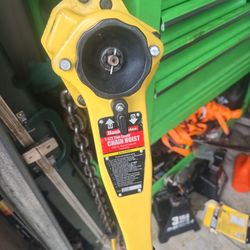1 1/2 ton Chain Hoist