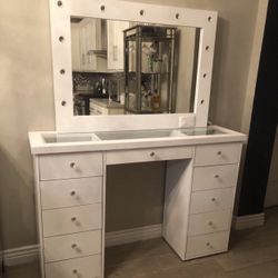 Vanity Set