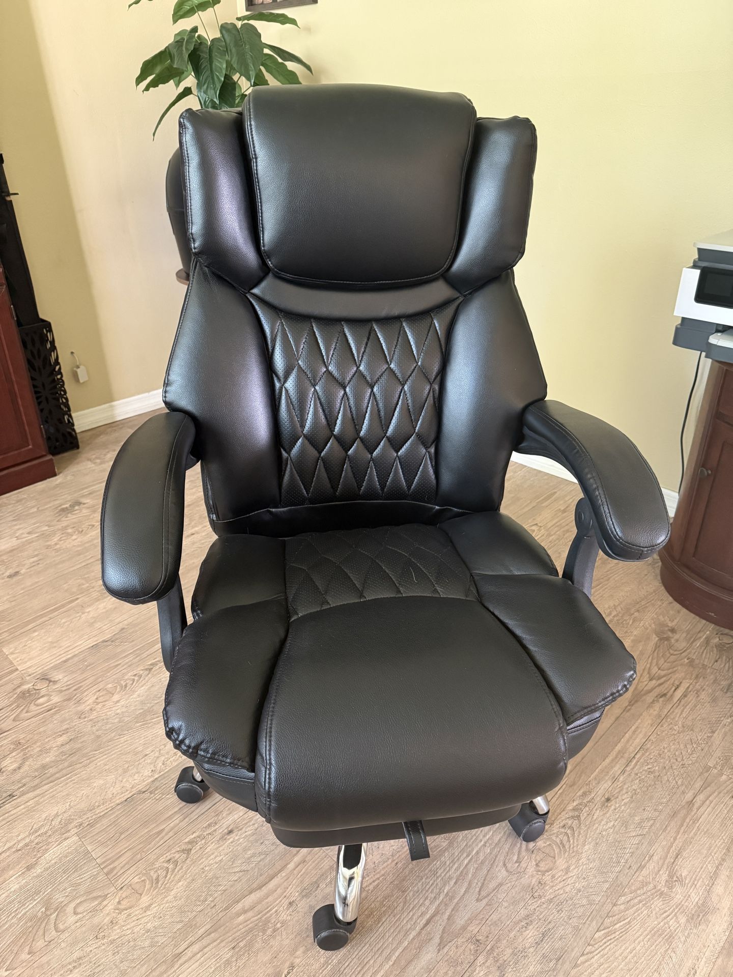 Black High Back Reclining Executive Office Chair