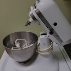 Kitchen Aid mixer - Classic Model K45SS