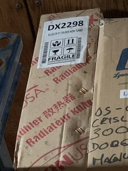 Radiator for Chrysler pt cruiser non turbo model