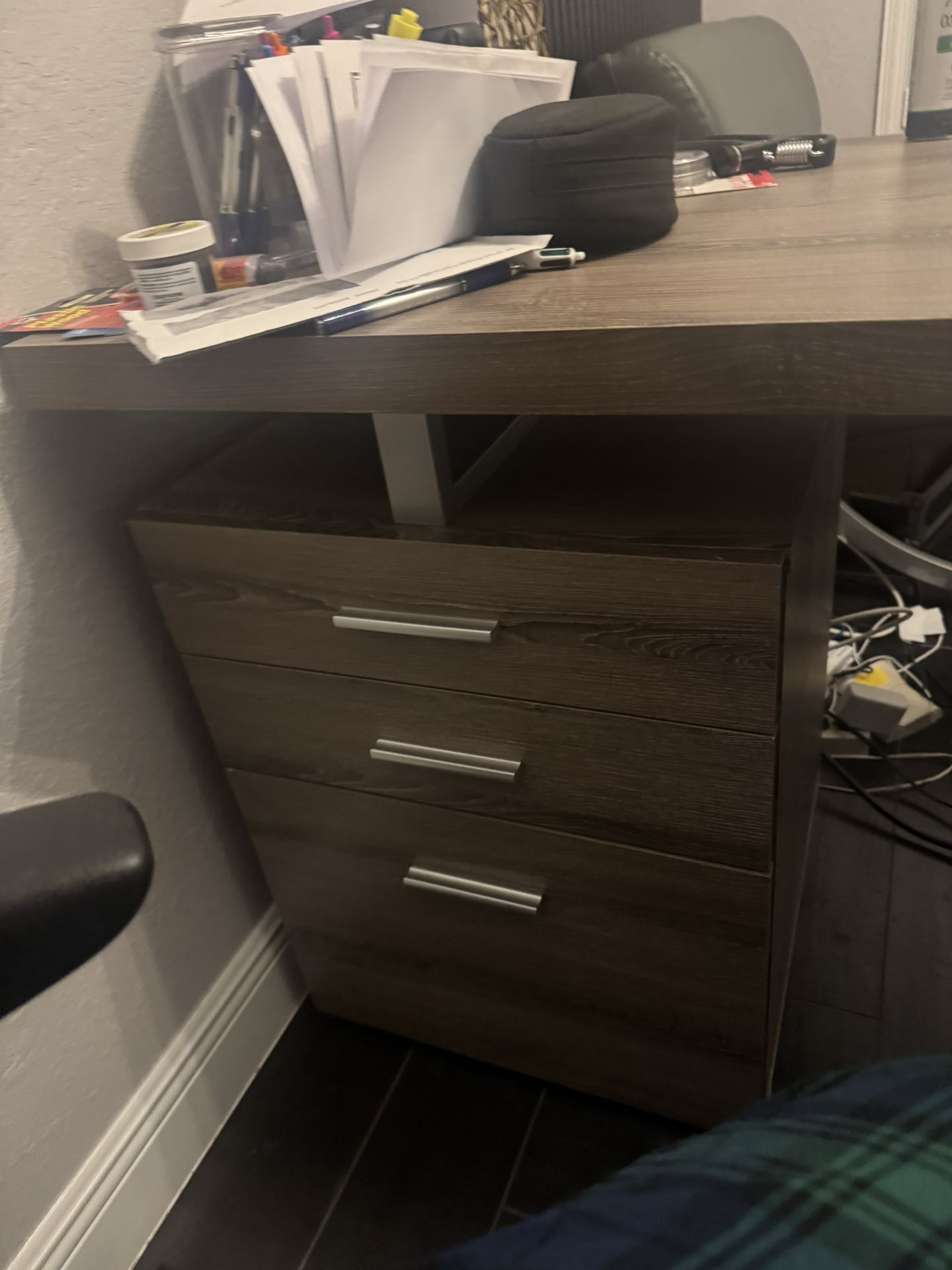 L Shaped Desk