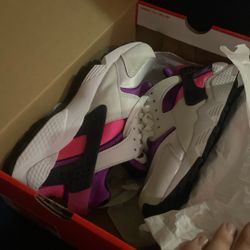 White Hyper Pink Huaraches