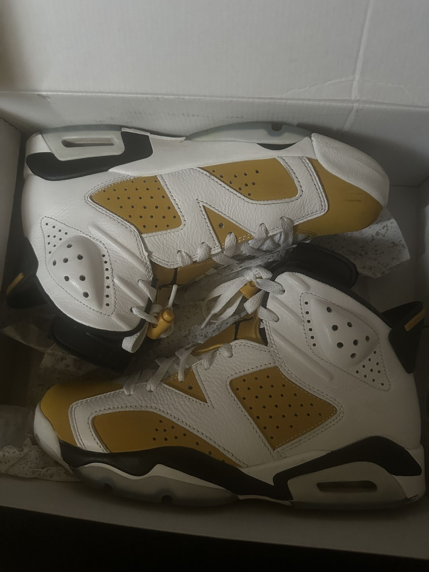 Air Jordans Yellow Orche