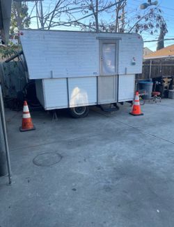 Hi lo vintage camper