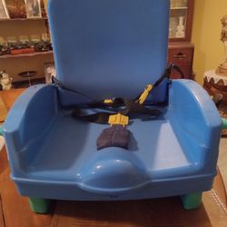 Safety First On The Go Fold Up Booster Seat