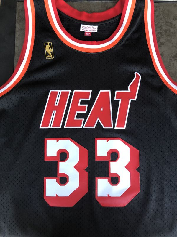 ALONZO MOURNING MIAMI HEAT HARDWOOD CLASSIC JERSEY XXL for Sale in ... ALONZO MOURNING MIAMI HEAT HARDWOOD CLASSIC JERSEY XXL for Sale in ...