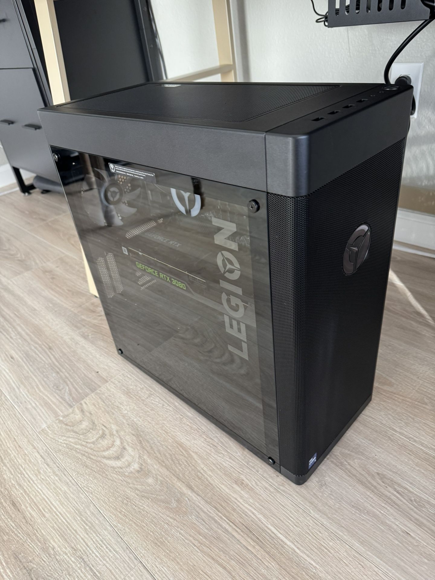 Lenovo legion T7 Gaming PC - RTX 3080