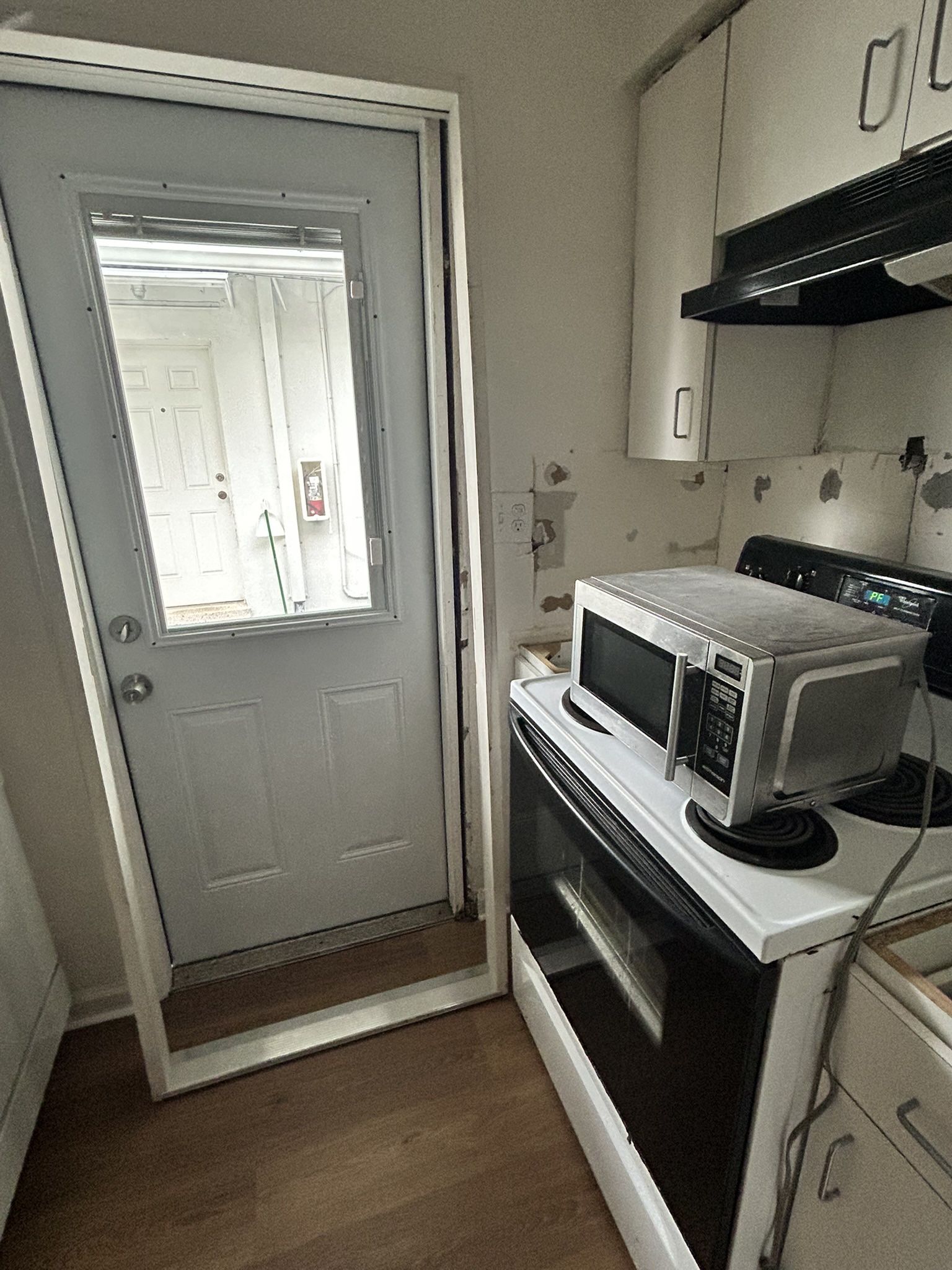MICROWAVE and/or RANGE