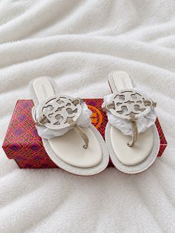 New Tory Burch Sandals Size 8 - White