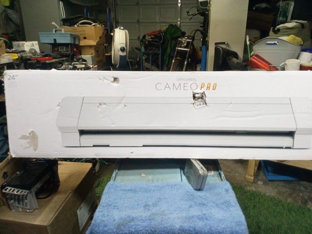 Cameo Pro Cutting Machine 24"