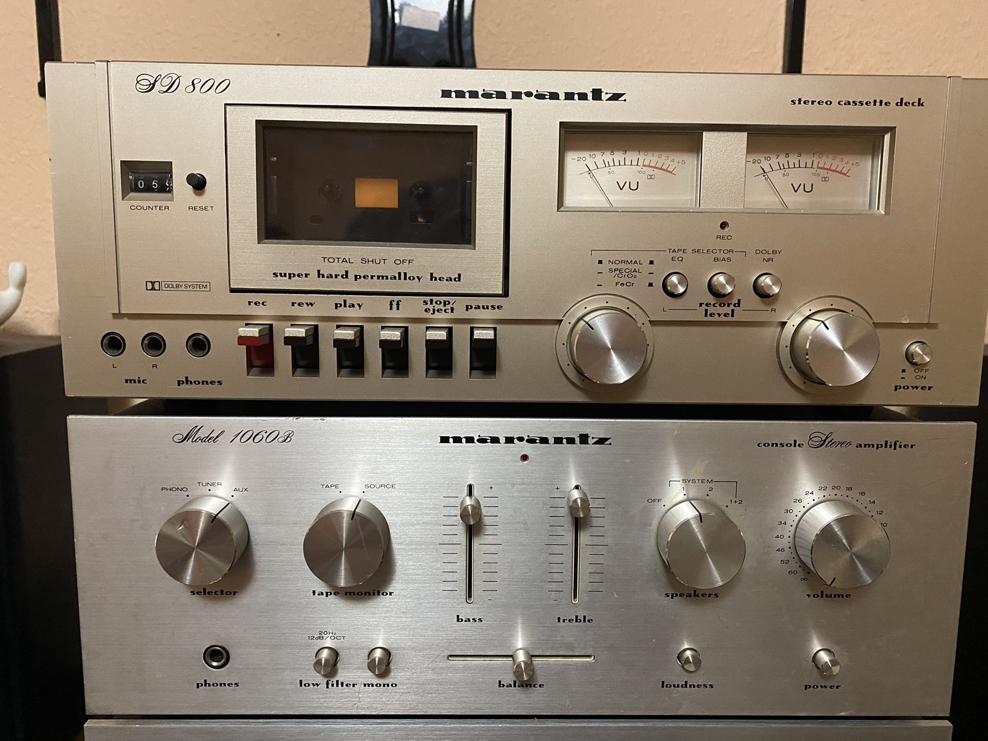 Amplifier Marantz 1060b And Tuner Marantz Fd800