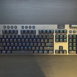 Logitech G915 Wireless Keyboard