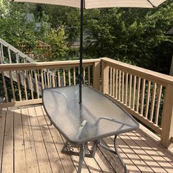 Patio Table - Glasstop With Umbrella Hole