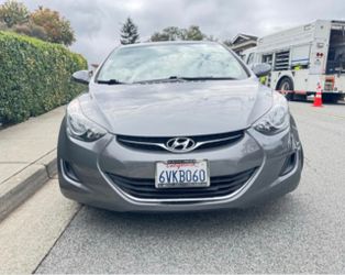2012 Hyundai Elantra