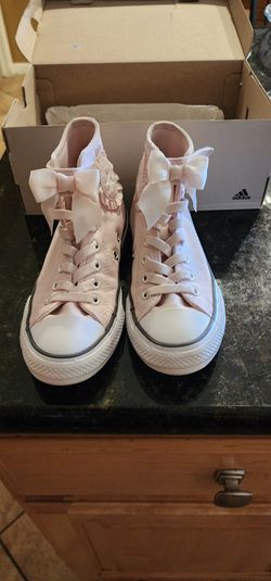 Girls Converse Size 2..new