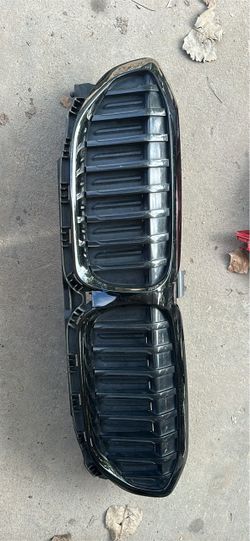 2019 2020 2021-22 BMW 3-Series 330i G20 Front Active Shutter Grille Assembly
