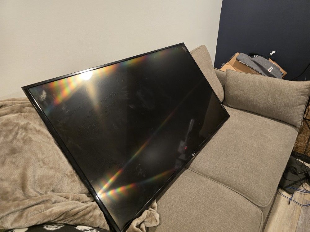 49in LG 1080p
