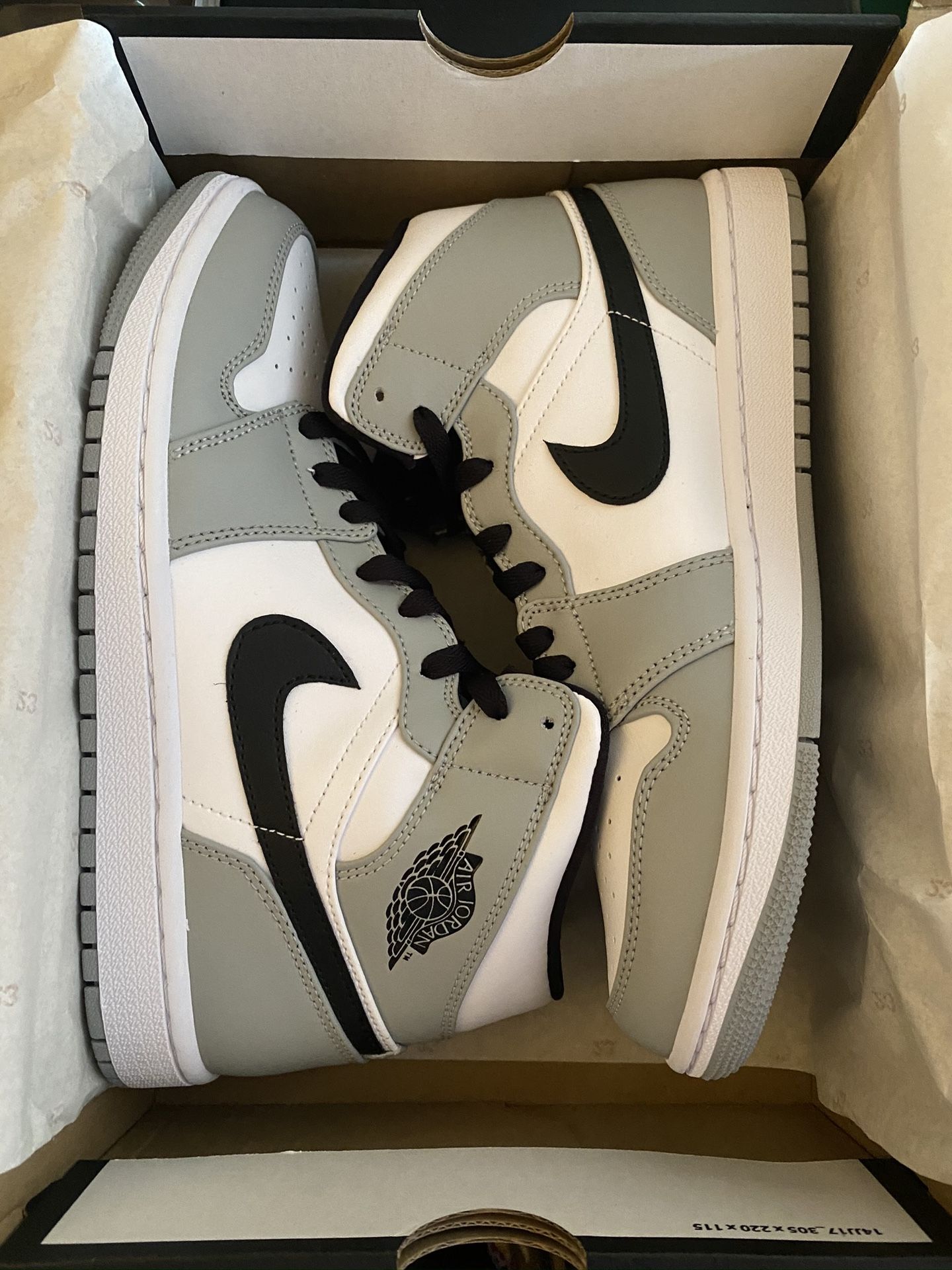 Jordan 1 Mid