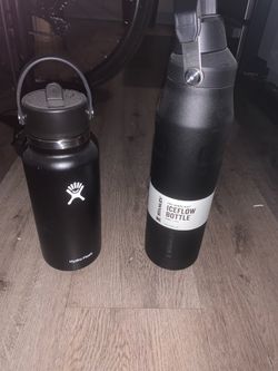 Thermos message me for meet up  20$ piece
