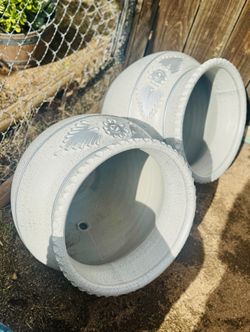 Tilted MaxicAn Pots  2x$70 