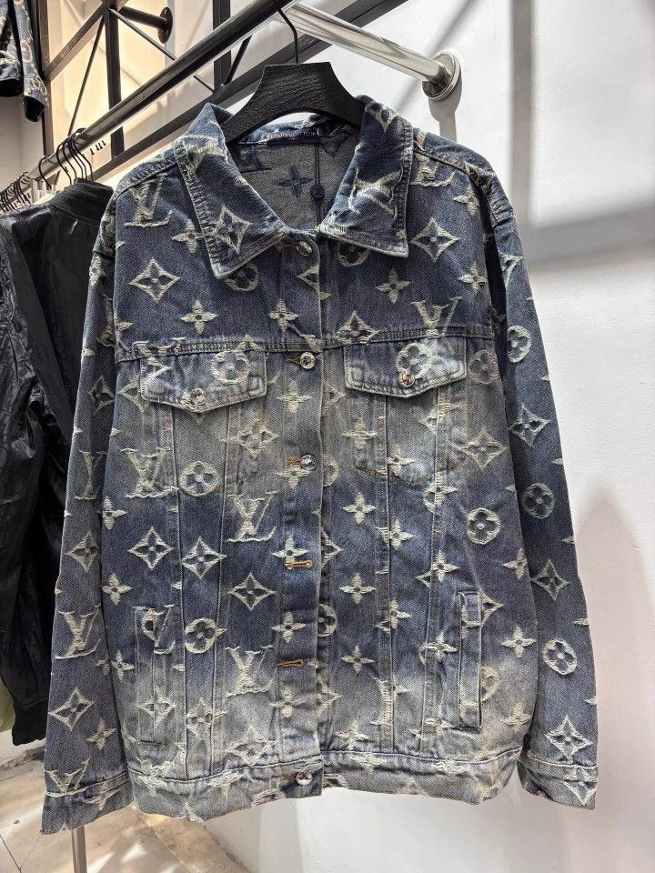 LV classic denim jacket L