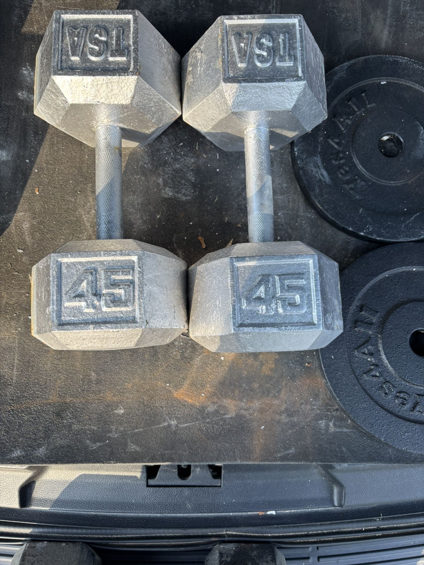 45 Lb Dumbbell Set