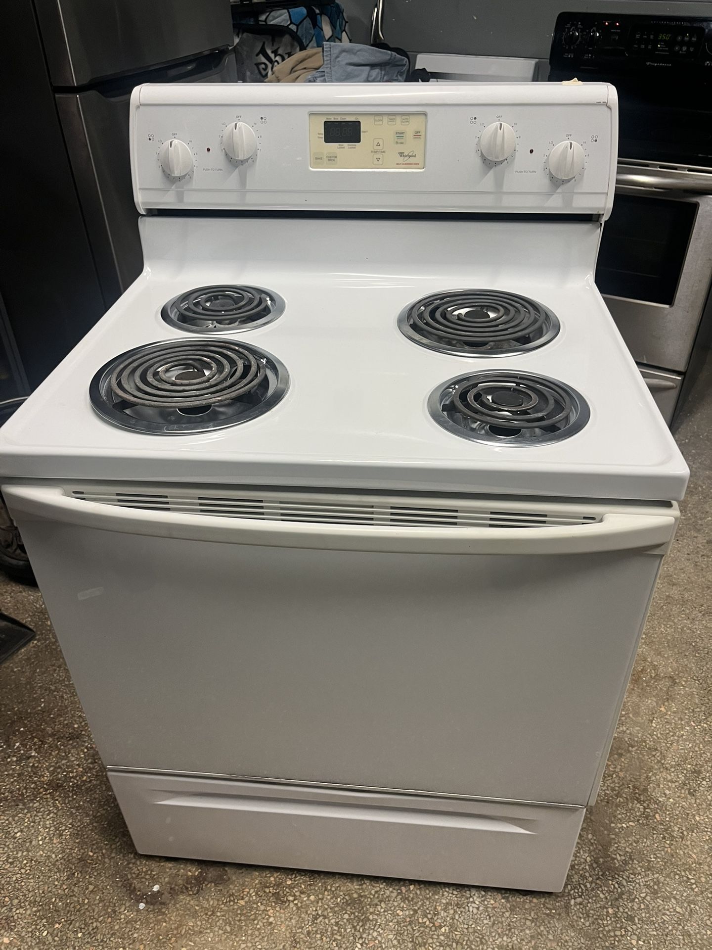 Stove Whirpool Everything Works Great