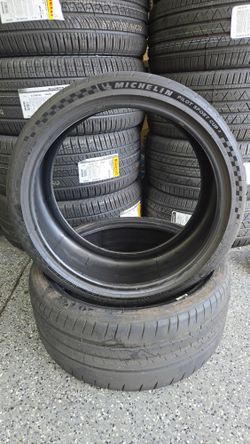 Used Michelin 235/35/19 Pilot Sport Cup 2