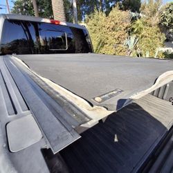 F150 Revolver X4 bed Cover