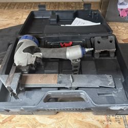 Wood Floor Stapler 