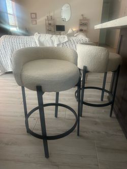 4 counter chairs