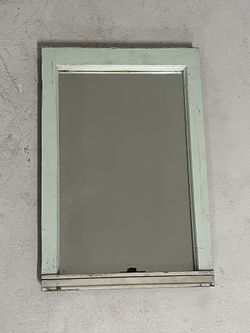 VINTAGE WINDOW MIRROR
