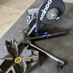 2017 Wahoo KICKR Smart Bike Trainer