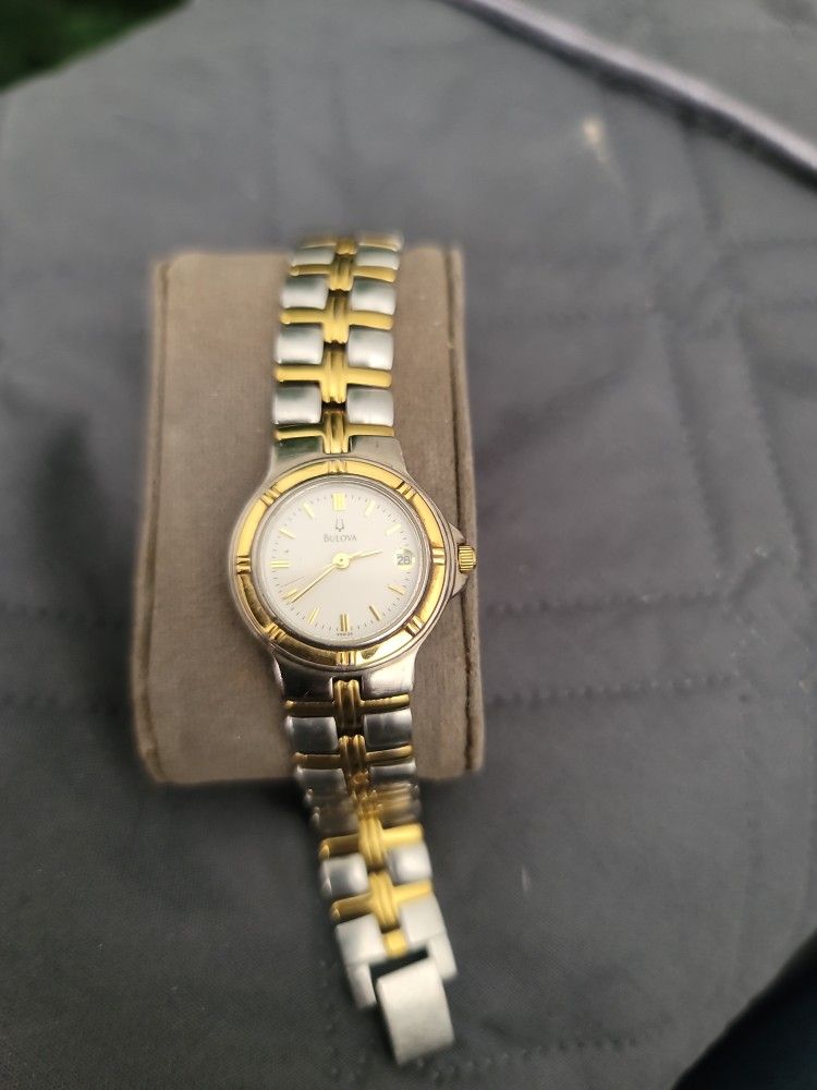 Bulova Ladies 98M36 Watch