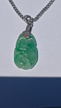 Nephrite pendant