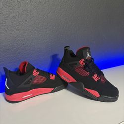 Jordan 4 Red Thunder Size 8