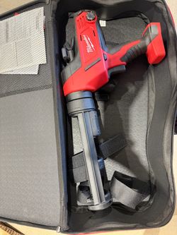 Milwaukee M18 Caulk & Adhesive Gun – 2640-20