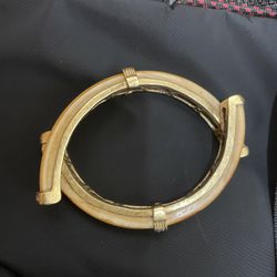 Diamonds In Gold And Ivory 