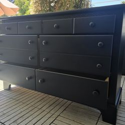 Nice Dresser !
