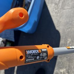 Worx WG154 20V Max Cordless String Trimmer & Edger