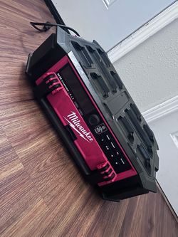 M18 Lithium-Ion Cordless PACKOUT Radio/Speaker with Built-In Charger