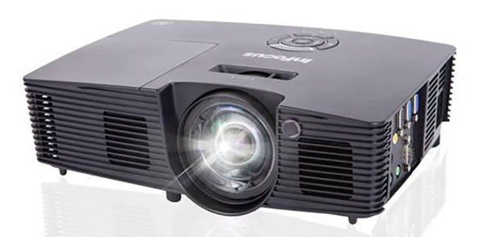 INFOCUS PROJECTOR 3500 LUMINS