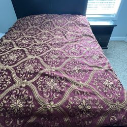 5 Pc Black Queen Bedroom Set