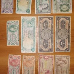 Lot Of Old Foreign Currency Notes