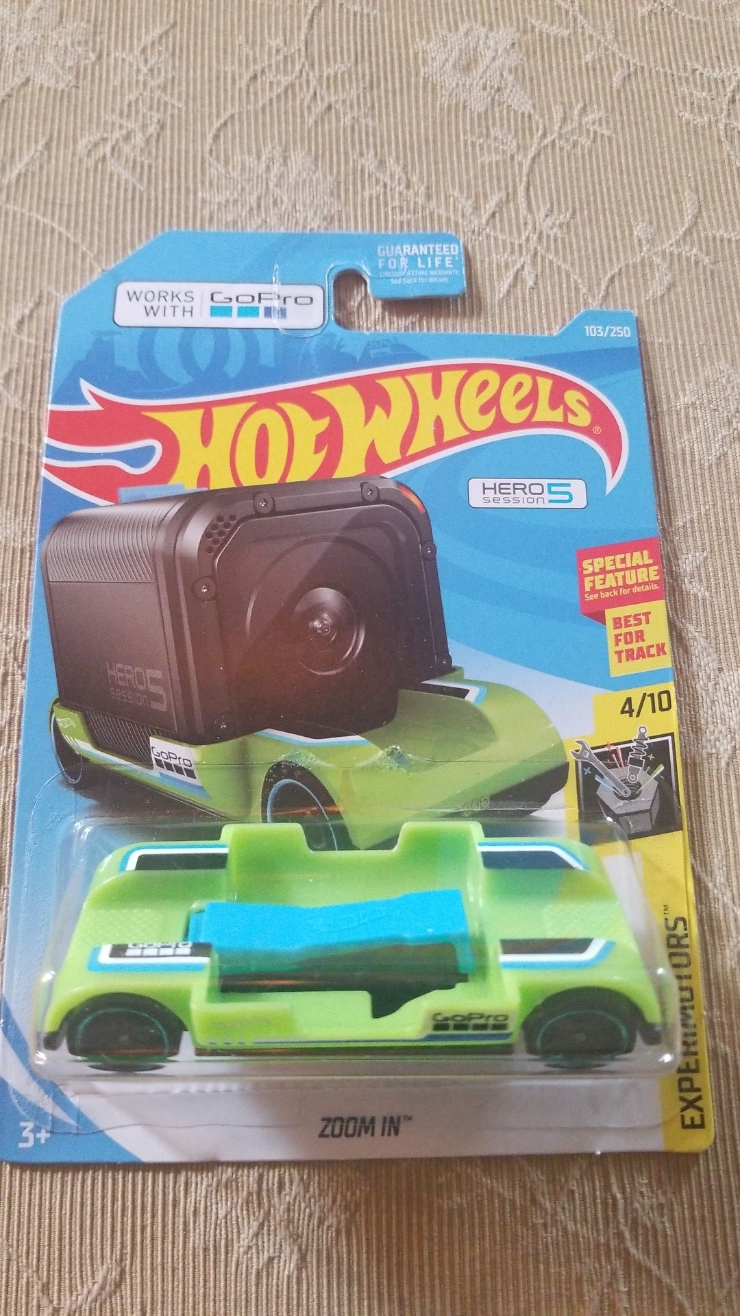 Hot wheels gopro zoom in. Green