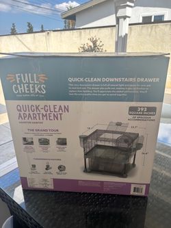 Full Cheeks Quick-Clean Apartment Hamster Habitat