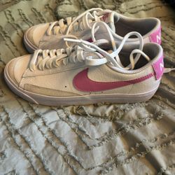 Youth Pink Blazer Low Tops